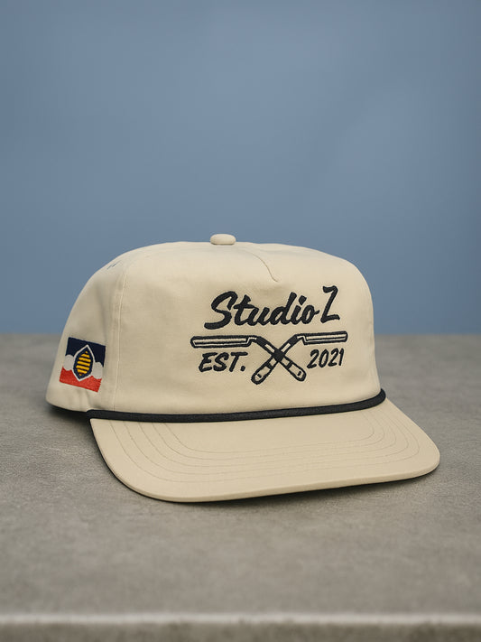 STUDIO Z SNAPBACK (CREAM)