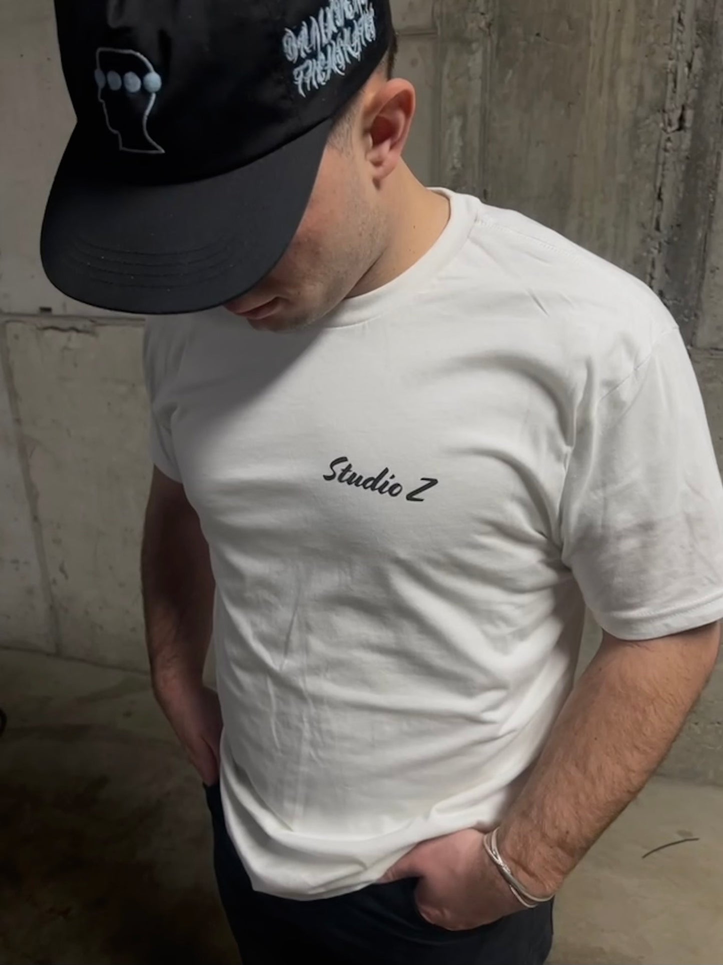 THE BARBERS PICASSO T-SHIRT